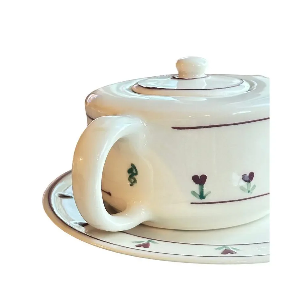 Hartstone brand pottery